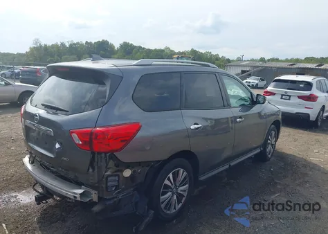 2019 Nissan Pathfinder S z USA, uszkodzony, nr VIN 5N1DR2MM7KC588833
